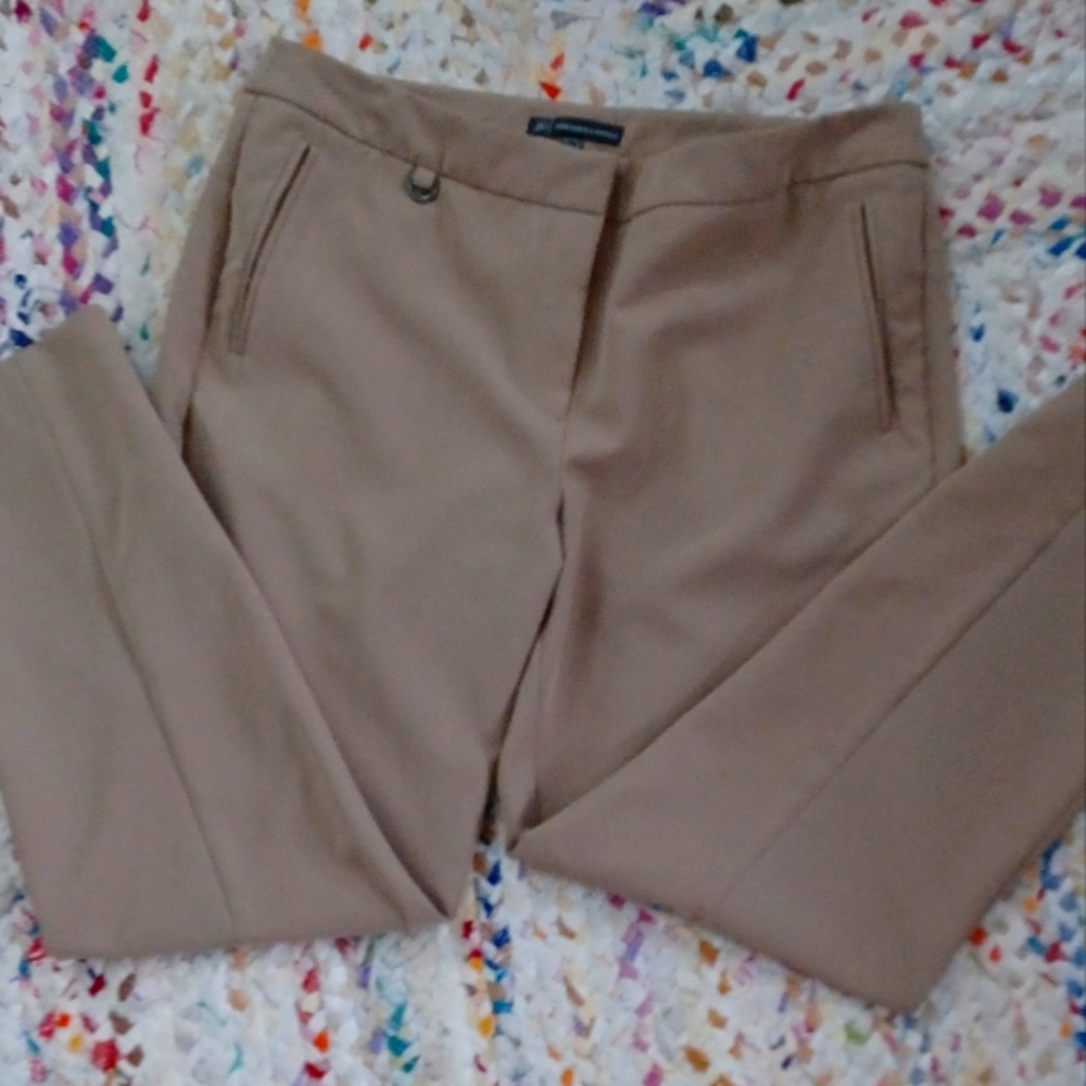Adrianna Papell Trouser. Dark tan, Size 12.